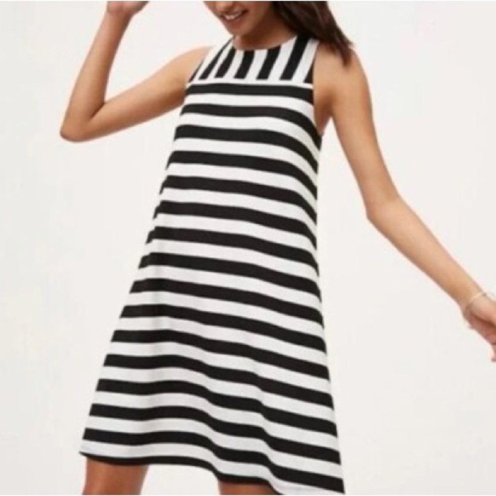 LOFT Striped Swing Casual Dress 
Women’s Size Small